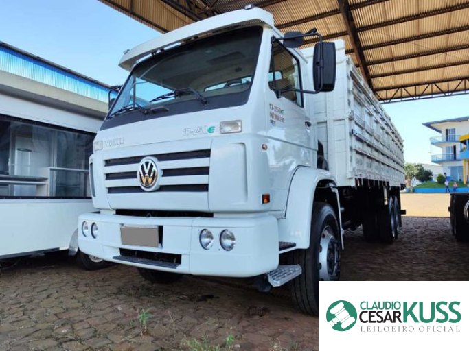 VOLKSWAGEN CONSTELLATION 11/11