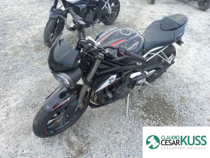 TRIUMPH STREET TRIPLE 17/18