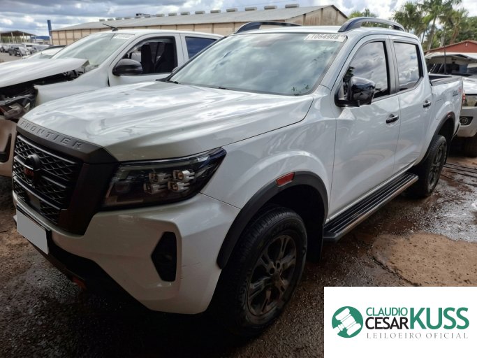 NISSAN FRONTIER CD 22/23